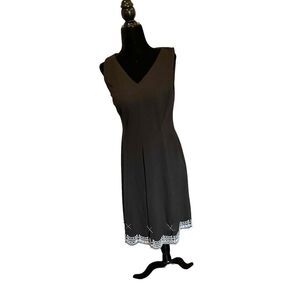 Talbots Sleeveless V-Neck Embroidered Hem Dress SZ Petite 4 NWT